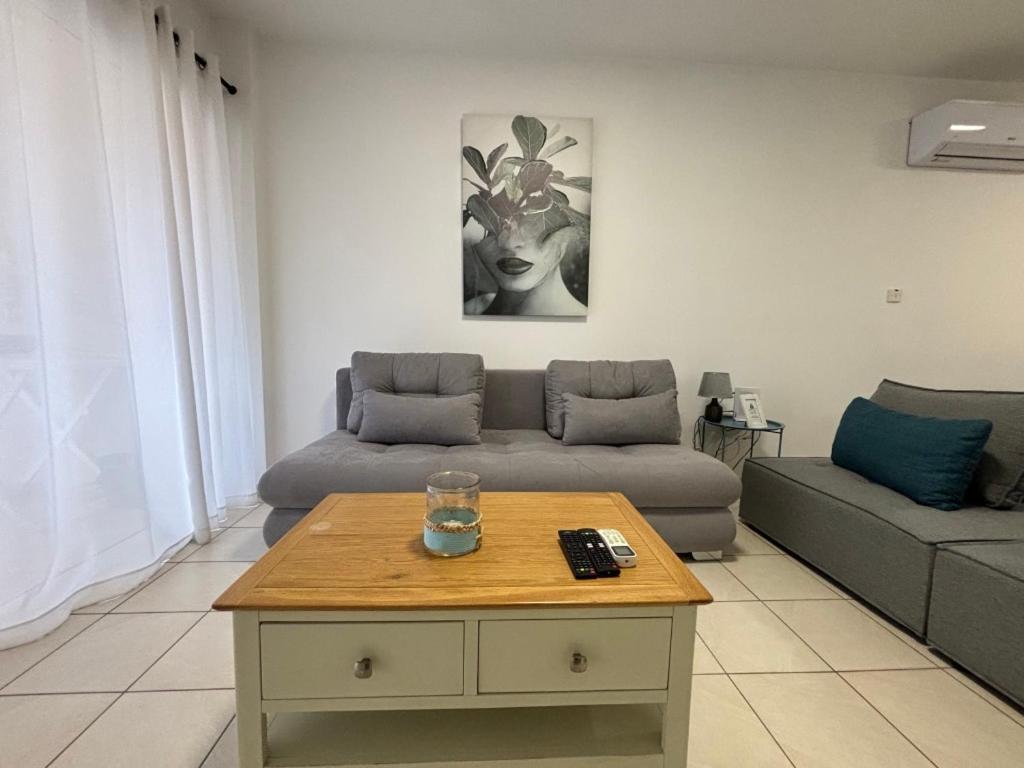 Cozy Apartment In Paphos Beautiful Complex Bagian luar foto