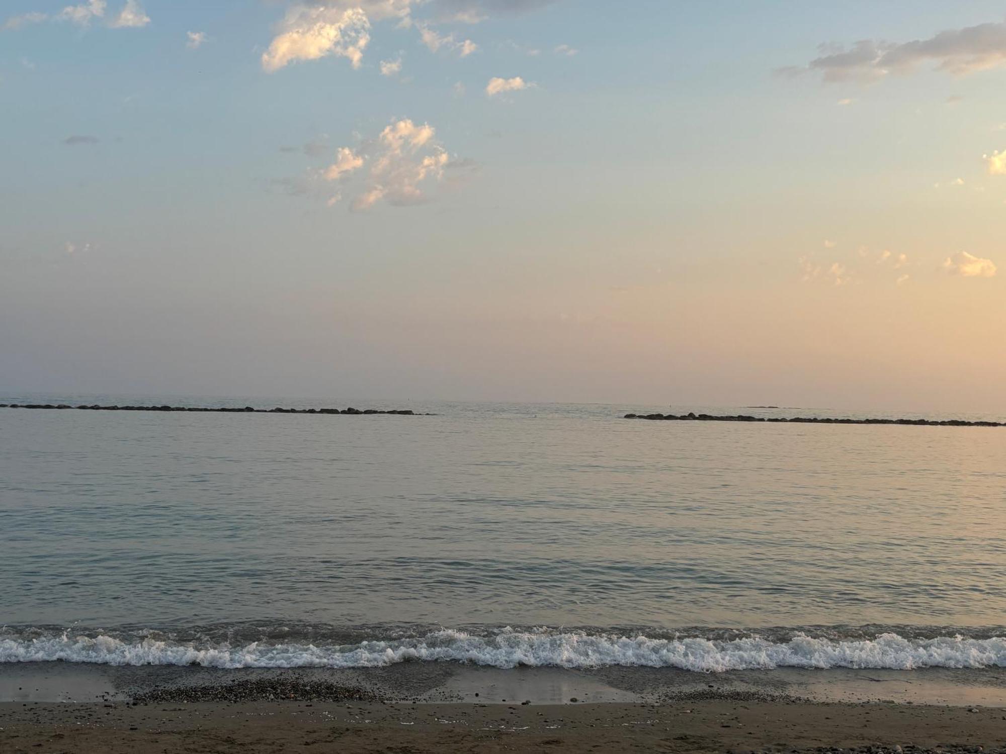 Cozy Apartment In Paphos Beautiful Complex Bagian luar foto